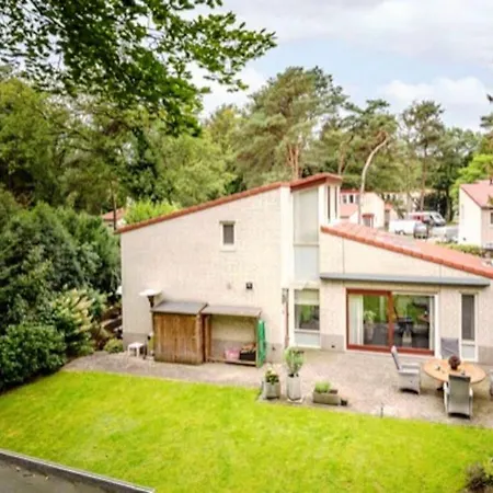 Vakantiehuis Midden In De