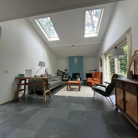 Vakantiehuis Midden In De *