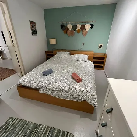 Vakantiehuis Midden In De Natuur Holiday home *