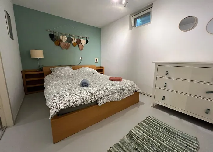 Сasa de vacaciones Midden In De *