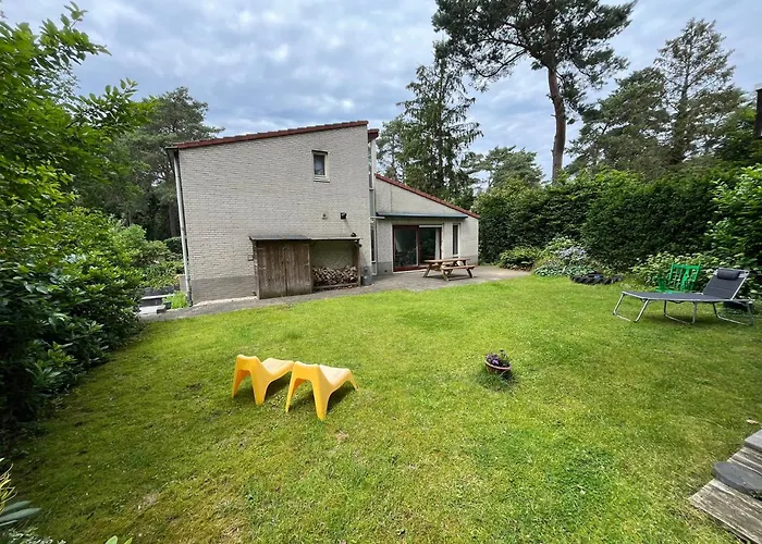 Midden In De Holiday home